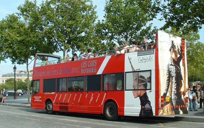 Les Cars Rouges Volvo East Lancs 361WXS75